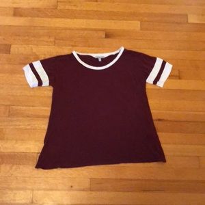 Maroon simple tee!